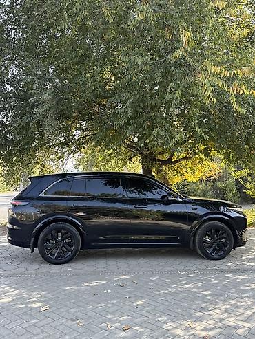 geely mon: Продаже LiXiang L7 Год 2024 Плагин Состояние идеал Объем 1,5 — 5
