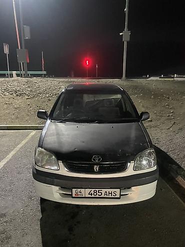 раум raum: Toyota Raum: 2000 г., 1.5 л, Автомат, Бензин, Хэтчбэк — 1