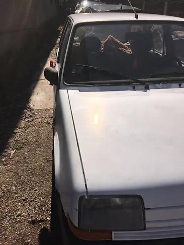 KRILA ZA RENO 5 KAO NOVA | Zvati od 8-22h i nedeljom. Auto je na lalafo.rs KRILA ZA RENO 5 KAO NOVA | Zvati od 8-22h i nedeljom. Auto je
