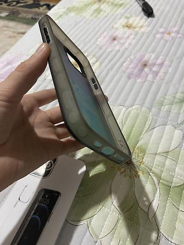 Уюлдук телефондор жана аксессуарлар: Продаю чехол для IPhone 11pro 
Царапин нету 
Новый ‼️ — 2