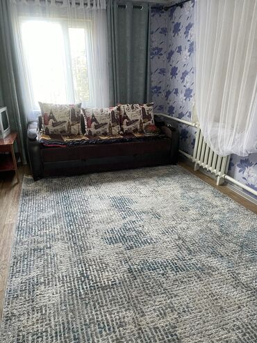 купить дом в кыргызстане: 80 м², 5 комнат, Старый ремонт Без мебели