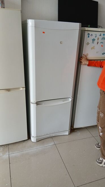 Divan və kreslo dəstləri: Divan, Divan, Bazalı — 13