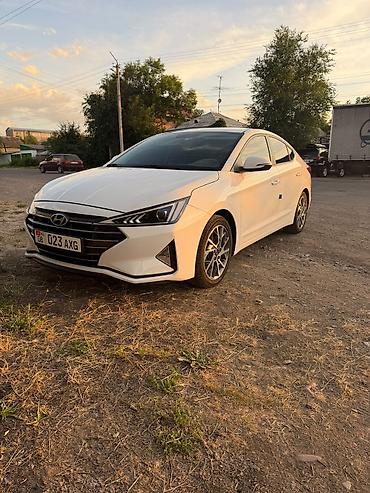 Hyundai Avante: 2019 г., 1.6 л, Вариатор, Бензин at lalafo.kg Hyundai Avante: 2019 г., 1.6 л, Вариатор, Бензин