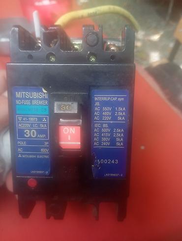baklar ve cenler: Mitsubishi Electric Elektrik avtomat, 3 faza — 1