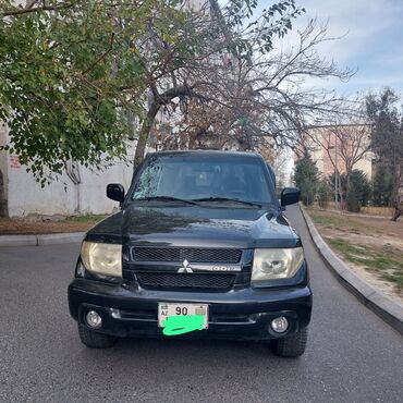 mitsubishi l200 satilir: Mitsubishi Pajero: 1.8 l | 2001 il | 111111 km Hetçbek