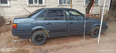Volkswagen: Volkswagen Passat: 1989 г., 1.8 л, Механика, Бензин, Седан — 1