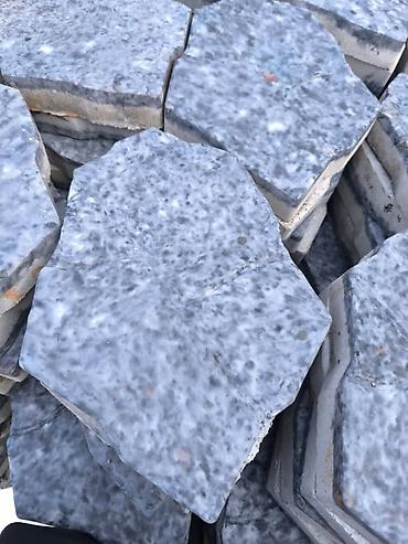 Тротуарная плитка: Предлагается Брусчатка различных форм и размеров для мощения дорожек — 10