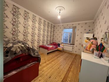 Həyət evləri və villaların satışı: 4 otaqlı, 120 kv. m, Orta təmir — 5