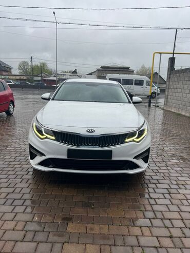 Продажа авто: Kia K5: 2018 г., 2 л, Типтроник, Газ, Седан