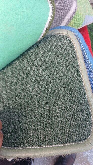 Digər döşəmə materialları: Xalçası, kovrolin və vinil/linoleum örtükləri - Pilləkənlər üçün — 10