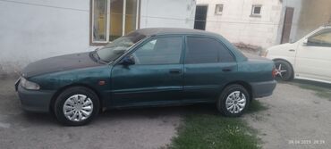 Mitsubishi: Mitsubishi Lancer: 1.3 л, Механика, Бензин, Седан