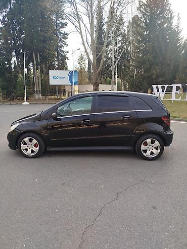 Mercedes-Benz: Mercedes-Benz B - klass Motor və korobka əladır.Korobkanı təzə — 5