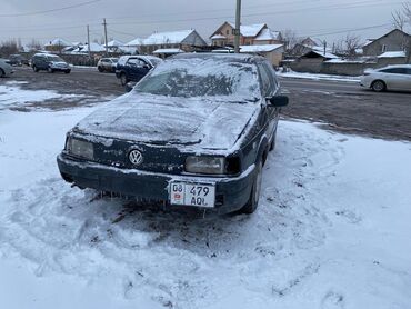 Volkswagen: Volkswagen Passat: 1991 г., 1.8 л, Механика, Бензин, Универсал