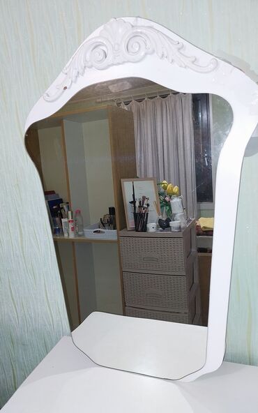 ogledalo za sminkanje: Bоја - Bela, Upotrebljenо