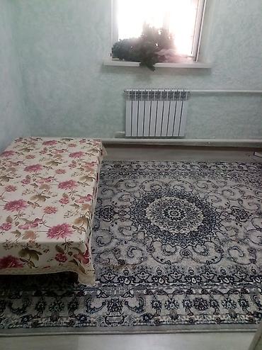 Үйлөрдү ижарага берүү: 50 м², 3 бөлмө — 2
