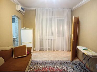 дзержинская: 3 комнаты, 55 м², Индивидуалка, 3 этаж