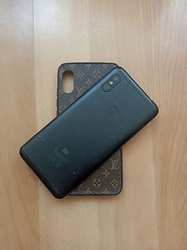 Redmi: Redmi, Redmi Note 6 Pro, Б/у, 32 ГБ, цвет - Черный, 2 SIM — 1