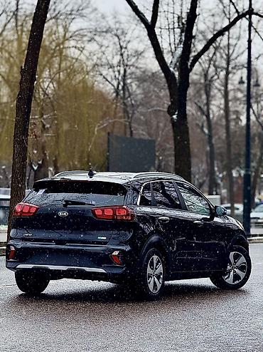 Kia: Kia Niro: 2020 г., 1.6 л, Типтроник, Гибрид, Кроссовер — 6