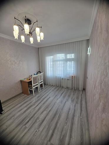 cepis satisi: Bakı, Bakıxanov qəs., 3 otaqlı, Köhnə tikili, m. Neftçilər, 75 kv. m — 5