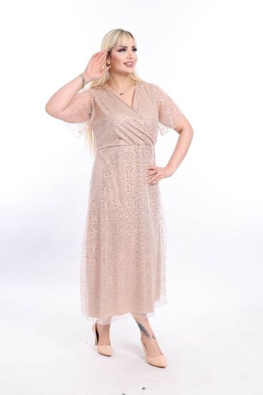 Haljine: 2xl - 4xl
4500 na lalafo.rs — 12 Haljine: 2xl - 4xl
4500 — 12