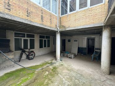 Həyət evləri və villaların satışı: 6 otaqlı, 309 kv. m, Kredit var, Orta təmir — 25