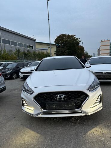 hyundai 300: Hyundai Sonata: 2021 г., 2 л, Автомат, Газ, Седан