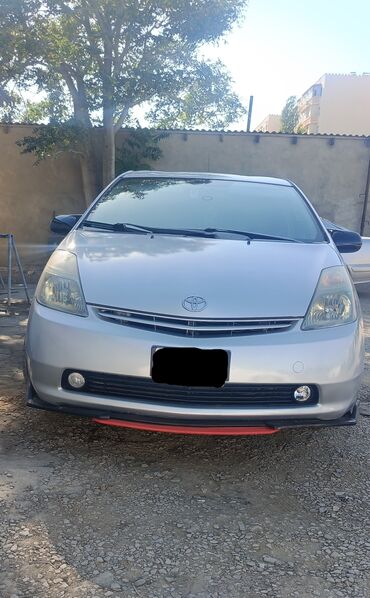 Toyota Prius: 1.5 л | 2007 г. Хэтчбэк