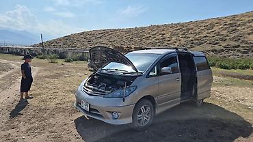 форанер 2010: Toyota Estima: 2003 г., 2.4 л, Автомат, Бензин, Минивэн — 4
