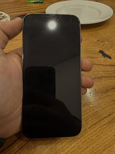 12 iphone: IPhone 15 Pro, Natural Titanium, Face ID — 4