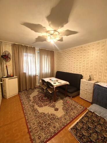 однокомнатная квартира покупка: 1 комната, 35 м², Индивидуалка, 3 этаж, Косметический ремонт