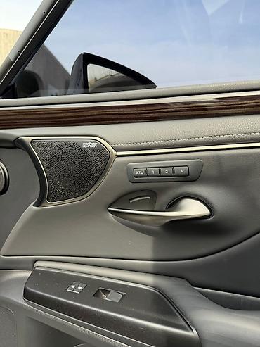 Lexus: Lexus ES: 2019 г., 2.5 л, Гибрид — 23