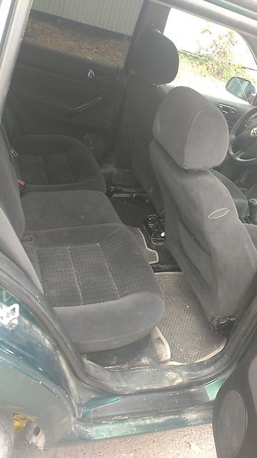v klass: Volkswagen ID.4: 2000 г., 2 л, Механика, Бензин, Универсал — 1