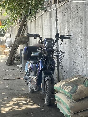 Мототехника: Электроскутер городского типа - Компактный электрический скутер с — 1