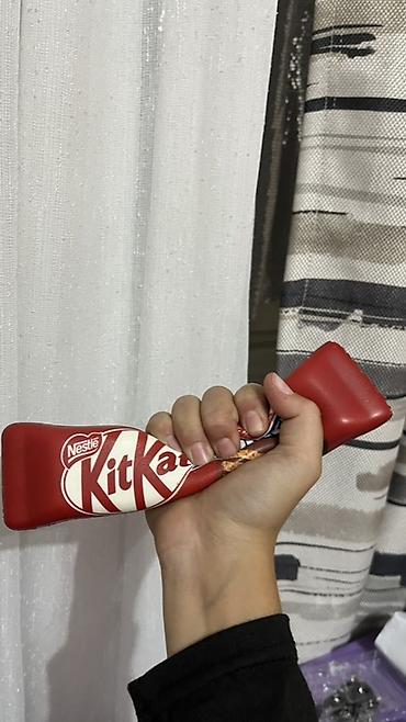 Антистресс-игрушка Squishy в виде батончика KitKat CHUNKY
Новый