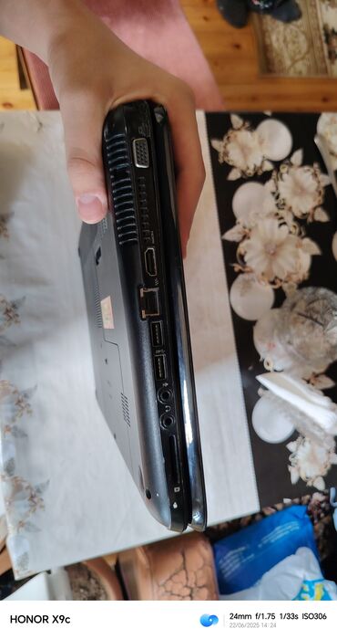 Planşetlər: İşlənmiş HP 12.5 ", Intel Core i3, 128 GB, Ünvandan götürmə