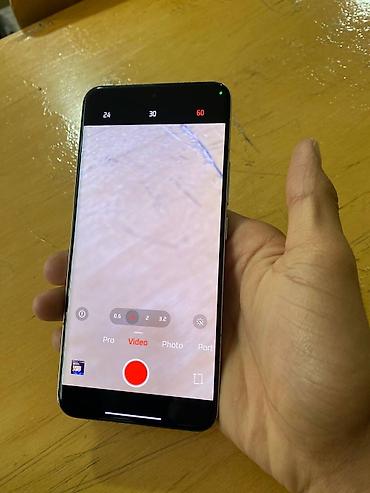 хиоми 18 про макс: Смартфон Xiaomi (белый) с камерой Leica Основные особенности: - — 10
