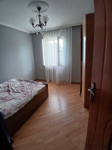 Uzunmüddətli kirayə evlər: 80 kv. m, 3 otaqlı, Qaz, İşıq, Su -da lalafo.az — 7 Uzunmüddətli kirayə evlər: 80 kv. m, 3 otaqlı, Qaz, İşıq, Su — 7