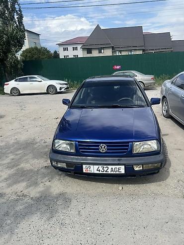 Volkswagen: Volkswagen Vento: 1994 г., 1.8 л, Механика, Бензин, Седан — 5