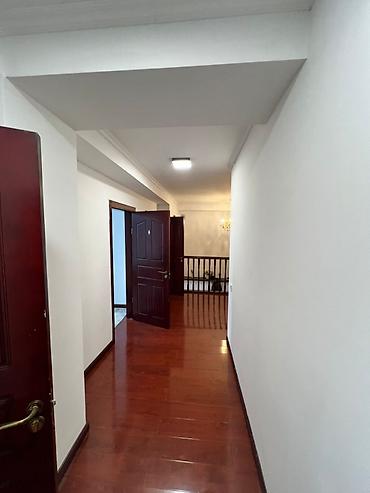 Продажа квартир: 5 и более комнат, 300 м², Элитка, 11 этаж, Старый ремонт at lalafo.kg — 6 Продажа квартир: 5 и более комнат, 300 м², Элитка, 11 этаж, Старый ремонт — 6