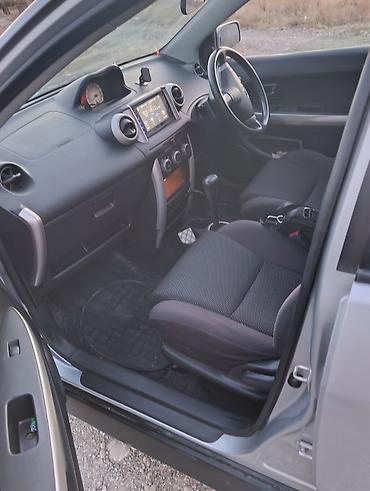 camry 70 se: Toyota Ist: 2003 г., 1.3 л, Автомат, Бензин, Хэтчбэк — 6