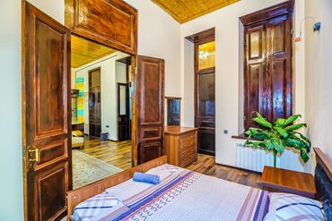 2 комнатные квартиры в говсанах: Баку, 5 комнат, Вторичка, 300 м²