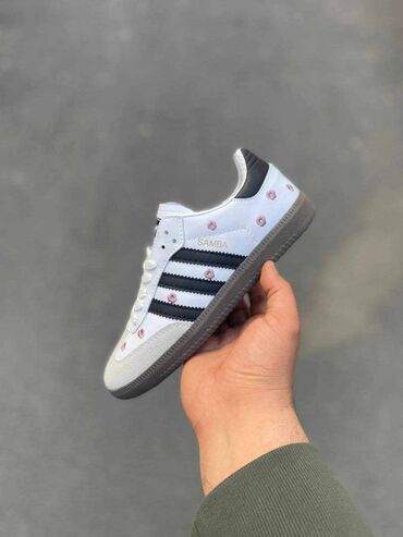 patike sa greskom beograd: Adidas Samba patike

Novo
Brojevi 36 do 40

fb Moja Kupovina 1