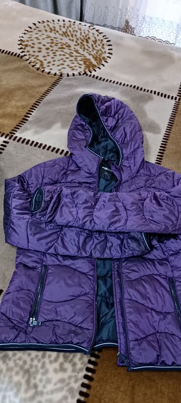 zhenskie koltsa s ametistom: Женская куртка S (EU 36), цвет - Фиолетовый