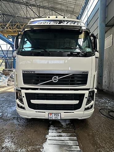 launch pro elite: Тягач, Volvo, 2011 г., Без прицепа — 1