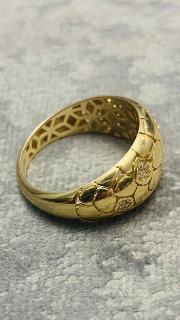 золотое колцо: Срочно продаю новое Кольцо 585 пр., 3.27 грамм, Ватсап на этом
