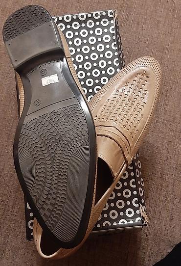 charles keith кошелек: Летние туфли Мендл.
Кожа, Турция. 43 размер — 2