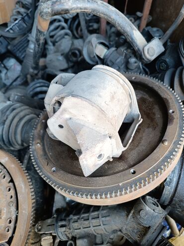 Другие автозапчасти: Гольф 2.запчасти.
Германия — 11