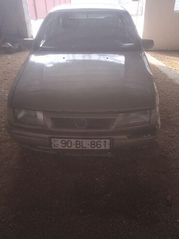 Opel: Opel Vectra: 2 l | 1992 il 250000 km Hetçbek