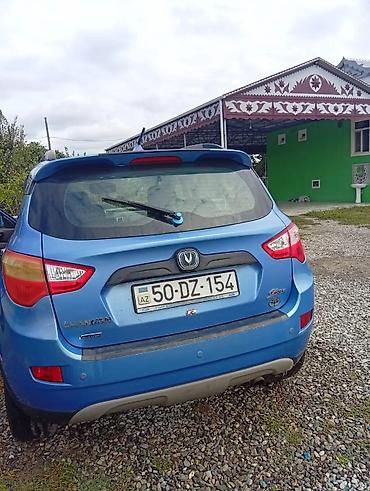 07 masin: Changan CS35, mavi rəngli kompakt krossover. Texniki xüsusiyyətlər və — 5