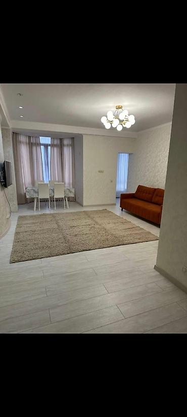 Күндүк ижара: 2 бөлмө, Ботаникалык бакча, Телевизор, Мончо буюмдары, Алдын ала ээлөө — 5